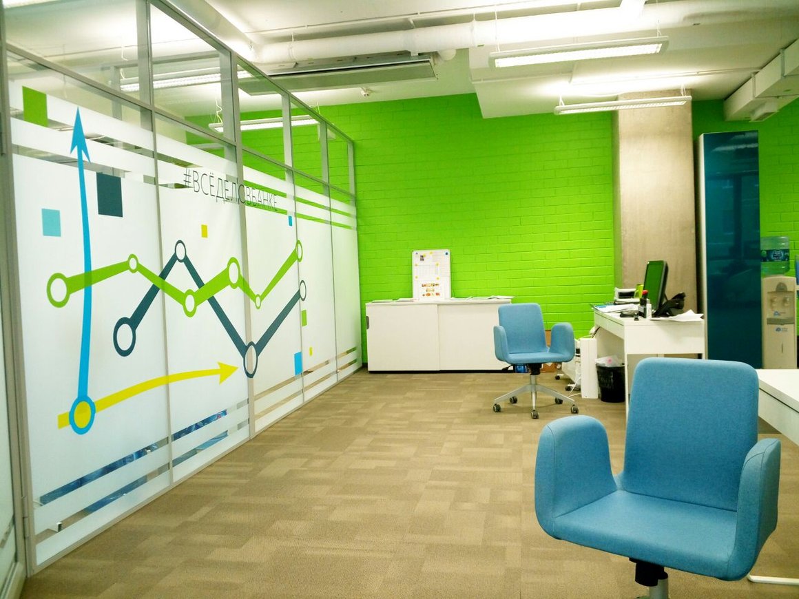 «Модульбанк» запустил бесплатную фотостудию для продавцов на маркетплейсах