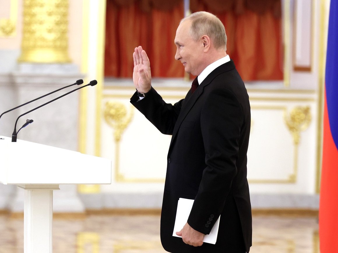 Путин призвал подчинить интернет общим правилам человеческого бытия