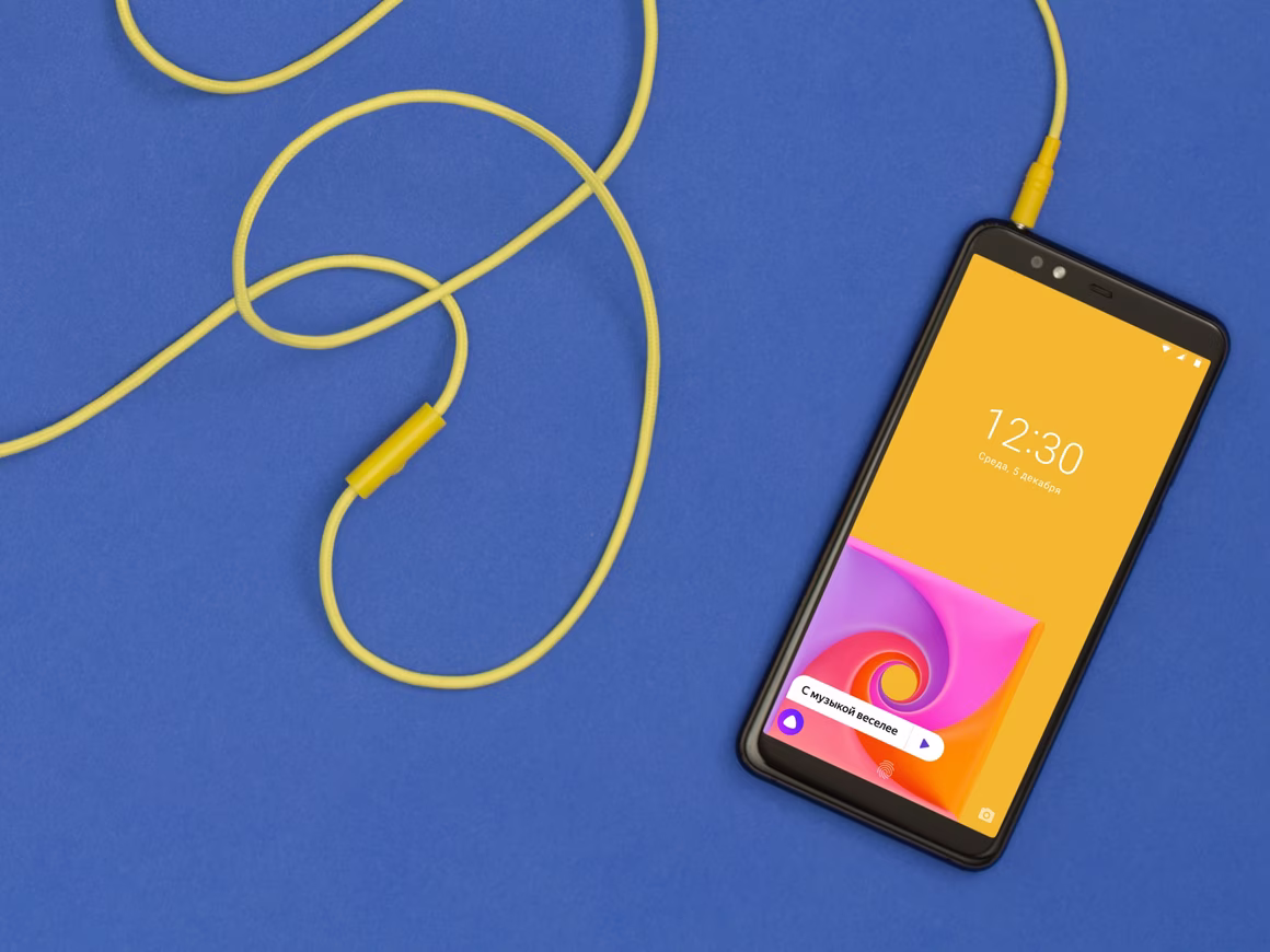 «Ведомости»: розничные сети продали около 400 «Яндекс.Телефонов» в декабре 2018 года