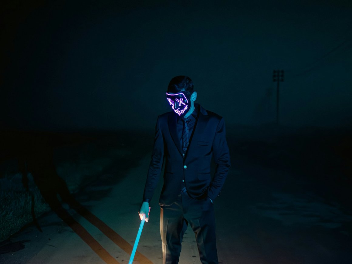 Neuralink вживила чип в мозг второму пациенту, вирус-шпион следил за россиянами: главное 5 августа