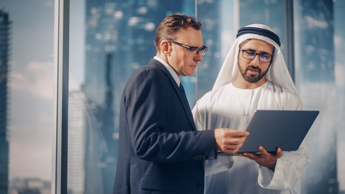 межкультурная коммуникация, бизнес в ОАЭ, бизнес в Катаре,заключение контракта с арабскими компаниями