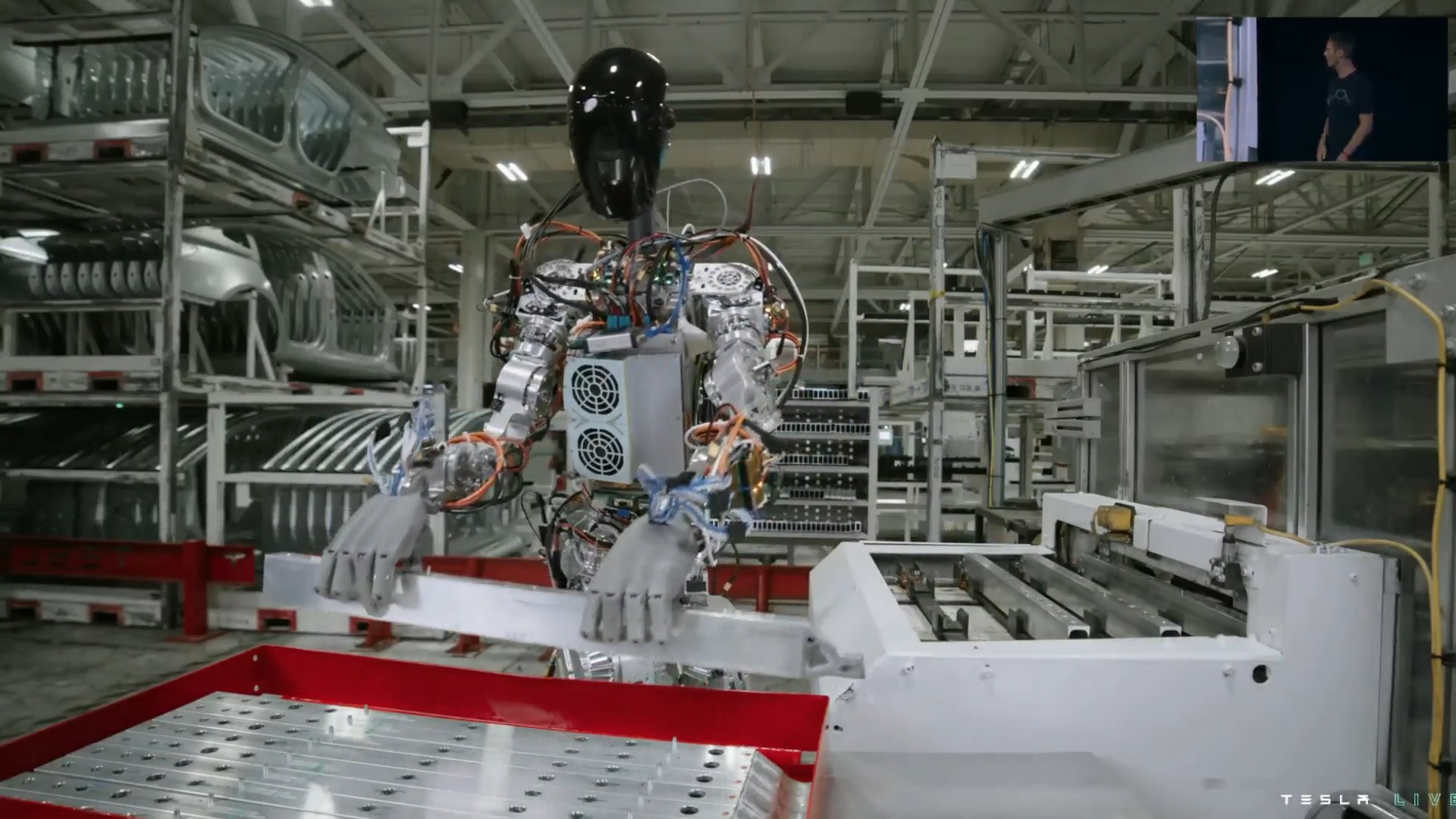 Tesla представила человекоподобного робота Optimus | RB.RU