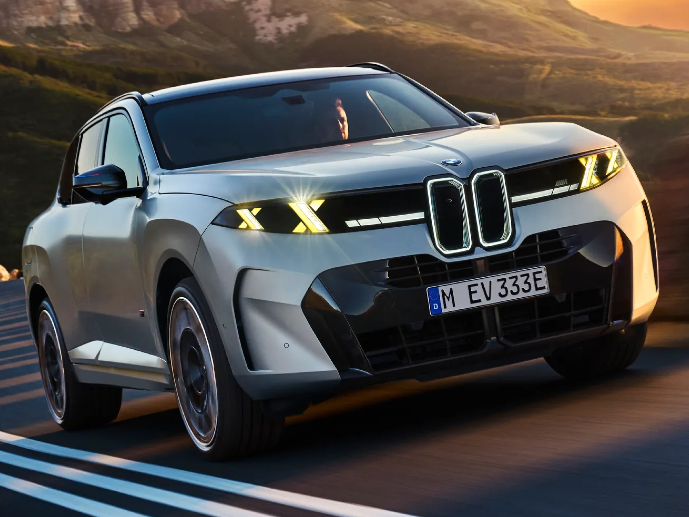 Новый BMW X5 будут поставлять в Россию — кроссовер будет стоить 16–17 млн рублей