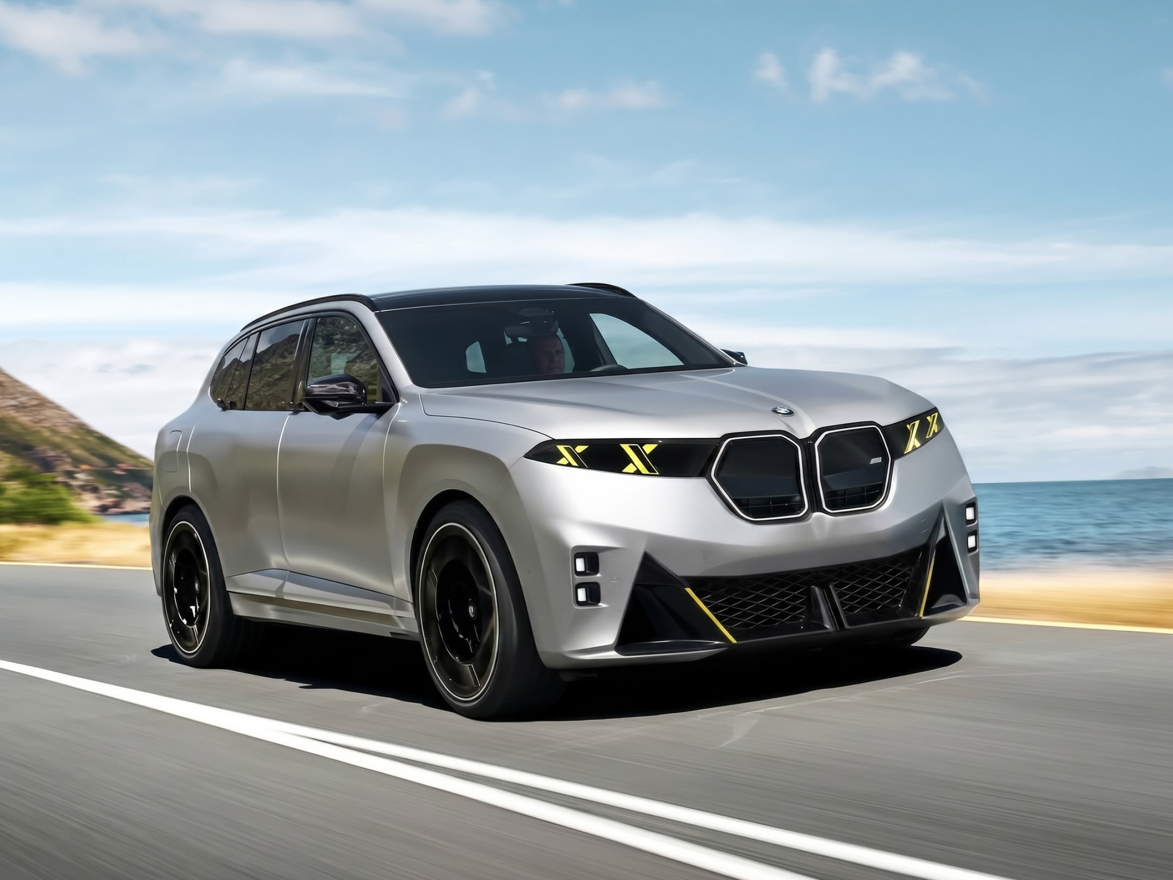 BMW выпустит электрокроссовер X5 M — с новым дизайном и четырьмя моторами мощностью до 900 лошадиных сил