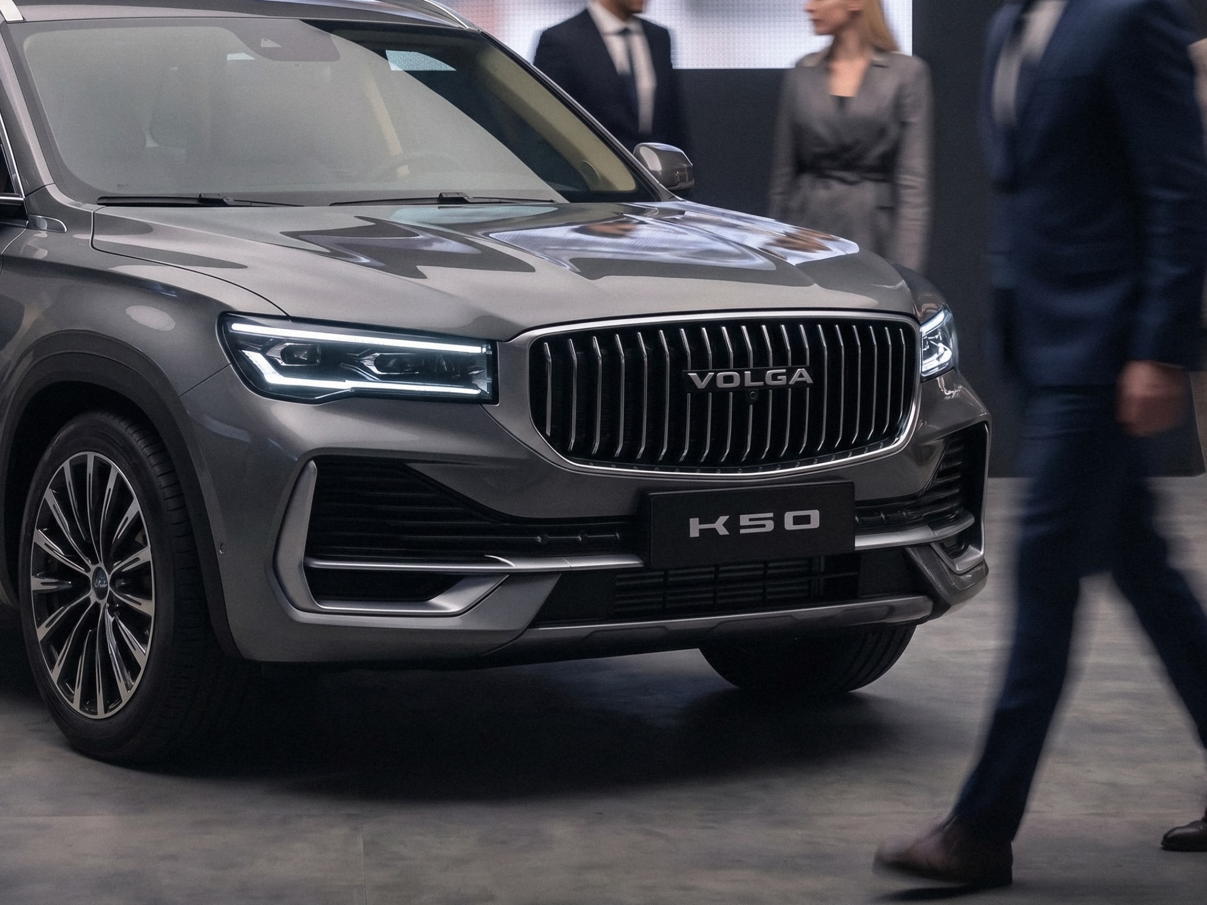 Российские автопроизводители показали на ПМЭФ–2026 новые модели авто: среди них — флагманский кроссовер Volga K50